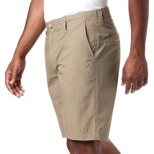 New with tags Columbia thin cotton “WASHED OUT” chino khaki shorts 36 x 10”